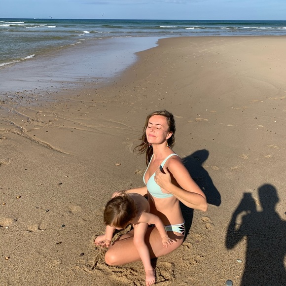 Meet Your Posher - Picture 5 of 8